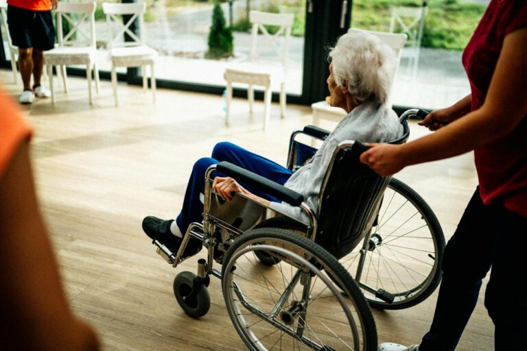 Nursing Home Guide: What Families Need to Know